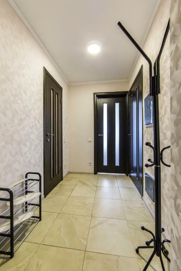 Super View, Luxury Apartment Near Chernihiv Metro. Kiew Exterior foto